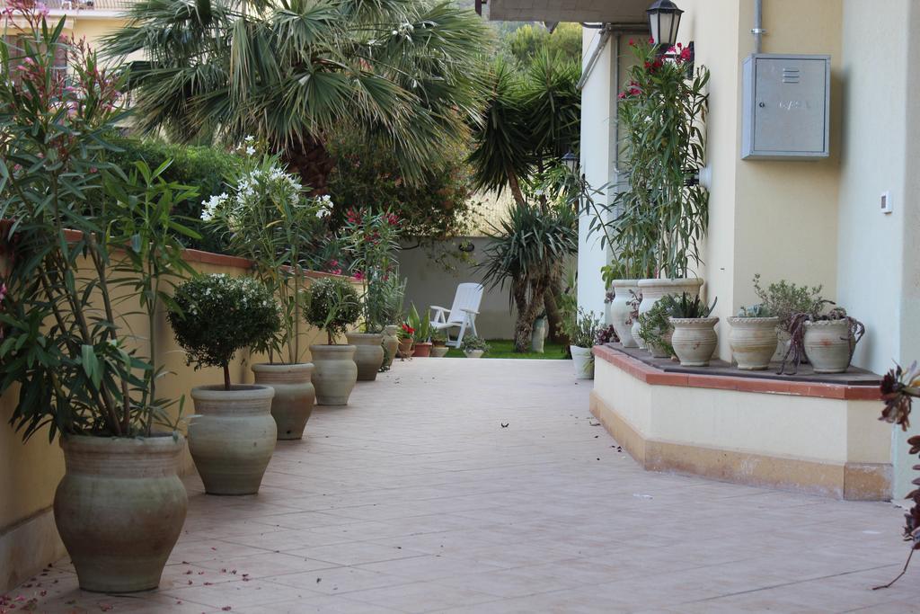 Casa Chiarenza Hotell Castellammare del Golfo Exteriör bild